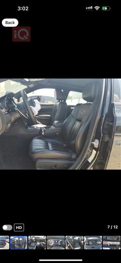 کرایسلەر 300